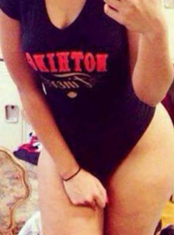 , 24  female escort, Sudbury