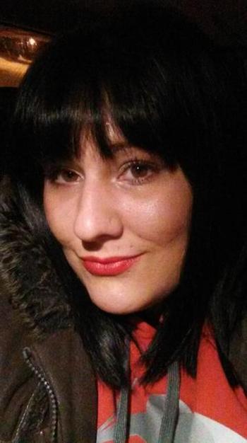 , 24  female escort, Sudbury