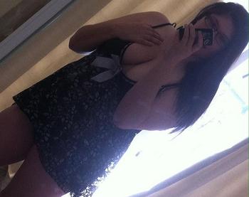 , 21  female escort, Sudbury