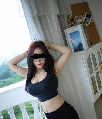 Yumico, 26 Asian female escort, Sudbury